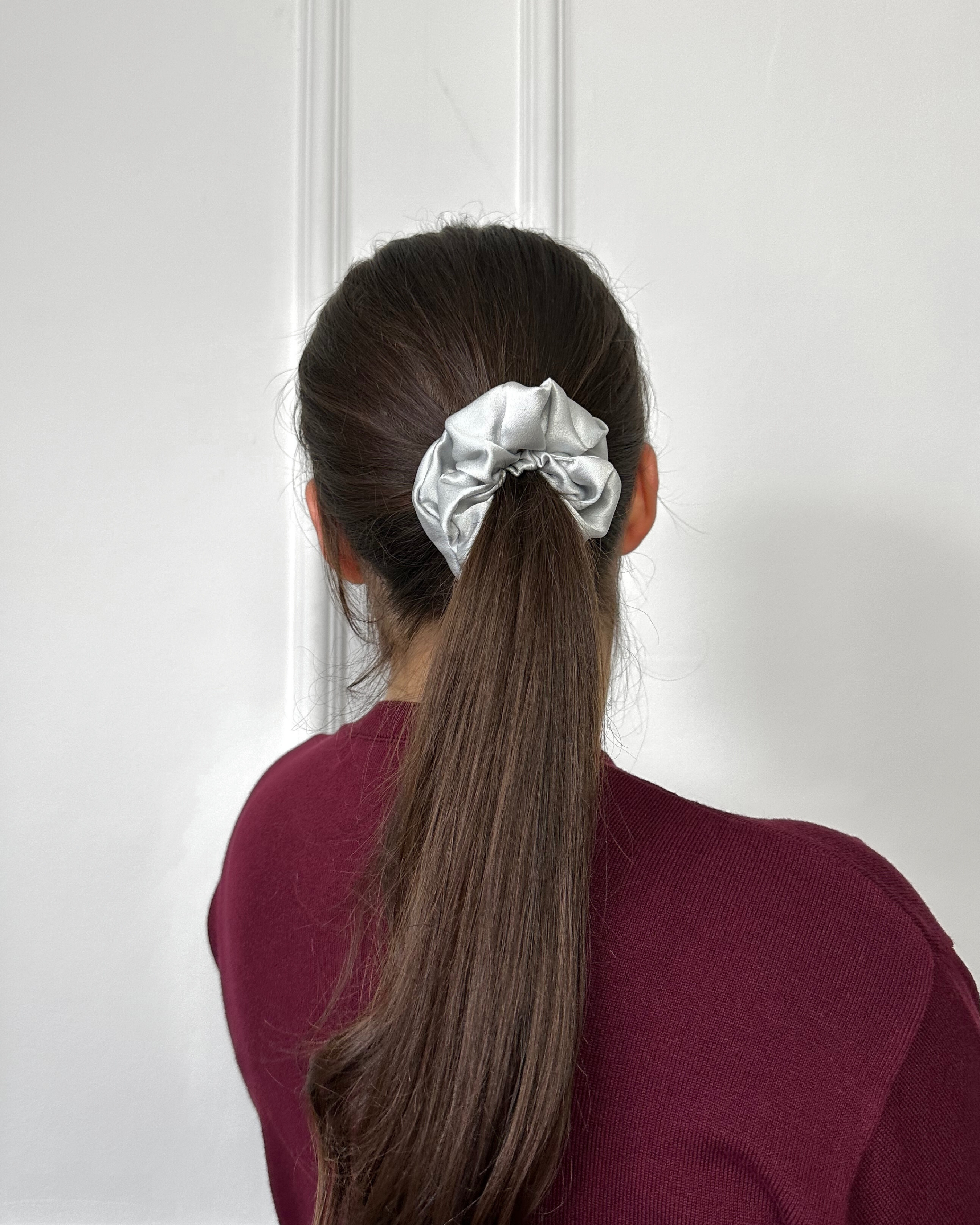 Medium Scrunchie Silver