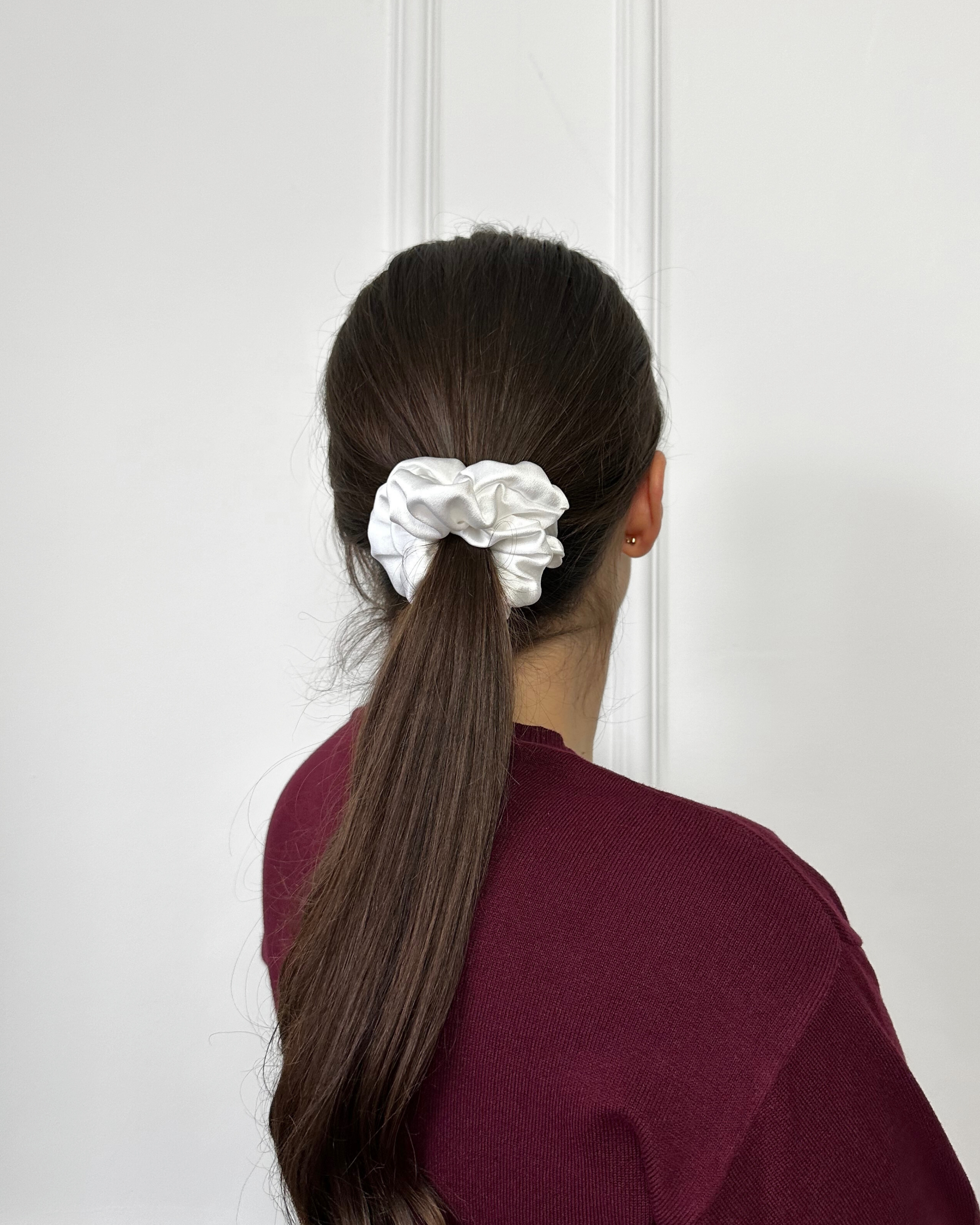 Medium Scrunchie White